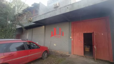 Pavilhão 170m² no bairro Fátima com mezanino, varanda e estacionamento para carretas