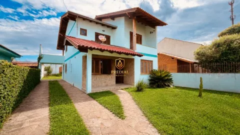 Casa com 4 quartos, 3 banheiros e 300m² para alugar no bairro São Luis, Canoas