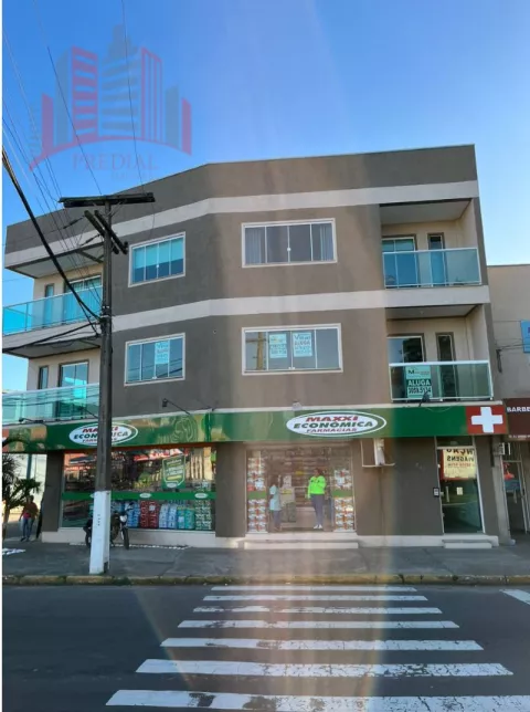 Sala com 1 banheiro e 100m² para alugar no bairro Mato Grande, Canoas